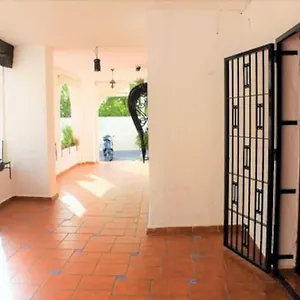 Beautiful Spanish In Appartement